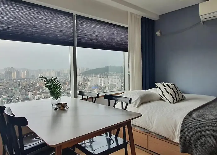 Oasis Hongdae View 4*