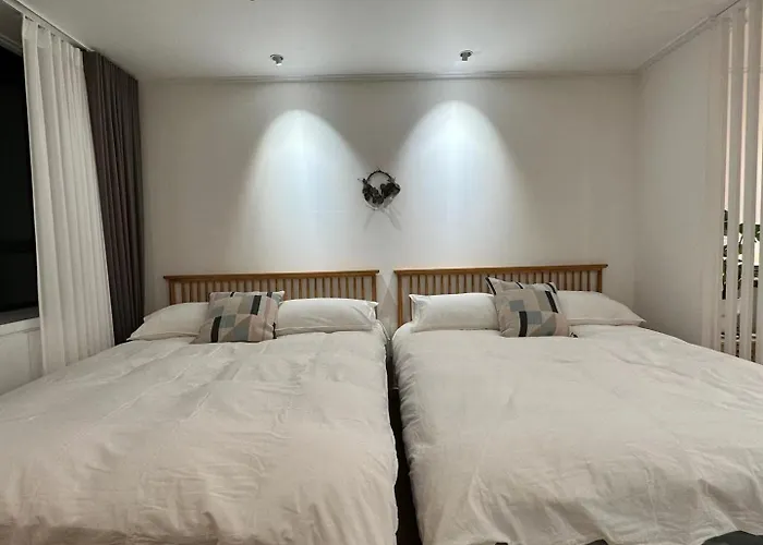 Affittacamere Oasis Hongdae View 4*